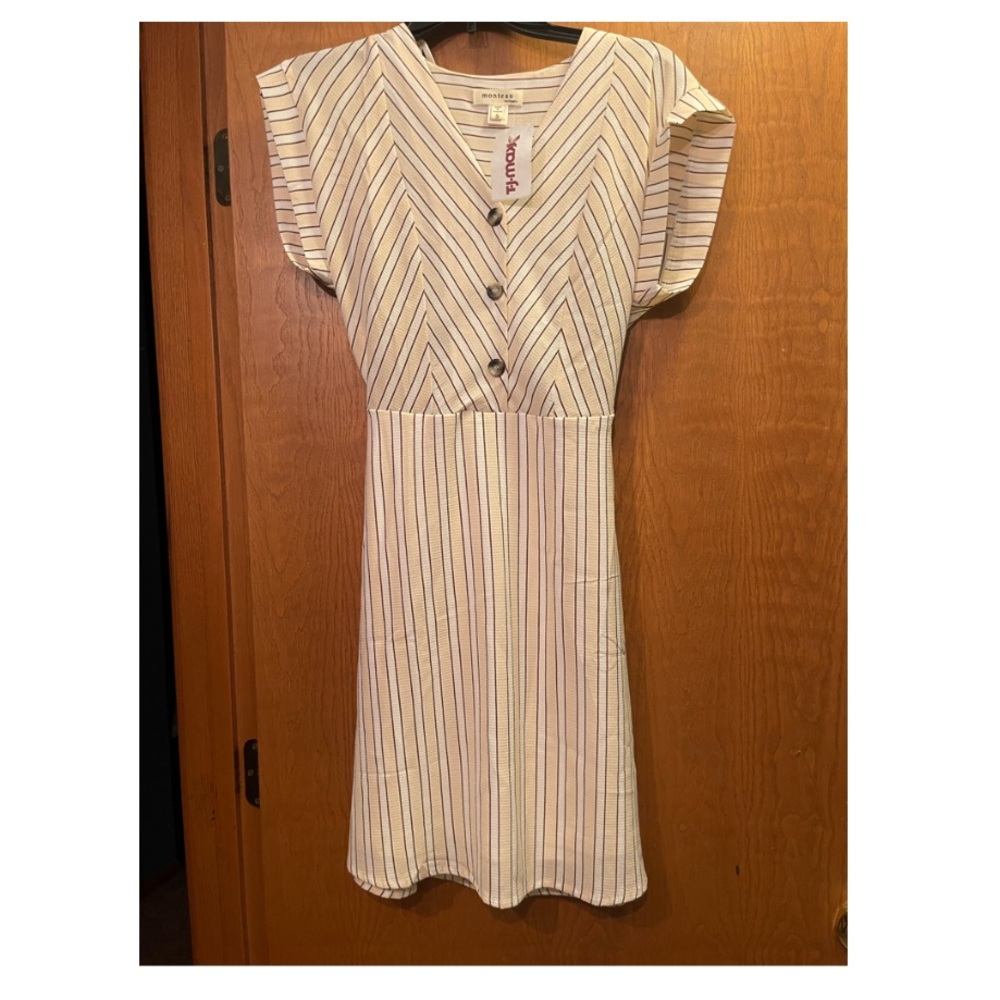 Monteau size small striped dress
